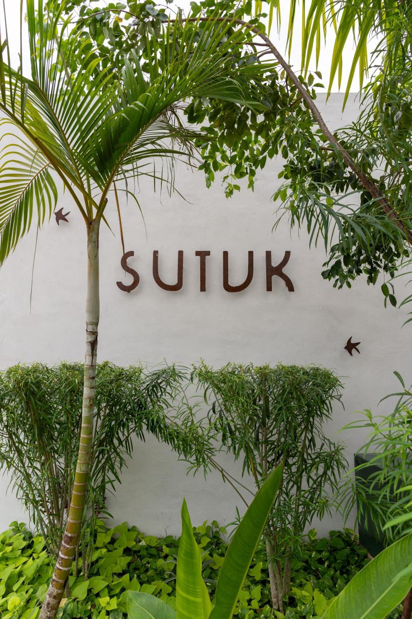 Hotel Sutuk Valladolid  Exterior photo